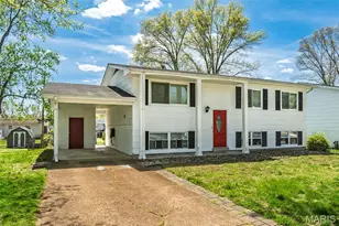 28 James Ct, Ballwin, MO 63021 - Photo 2