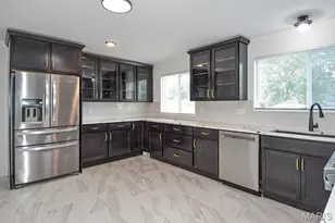 306 Bright Meadows, Saint Louis, MO 63011 - Photo 10