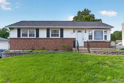 11141 Pine Forest Drive, Saint Louis, MO 63126 - Photo 1