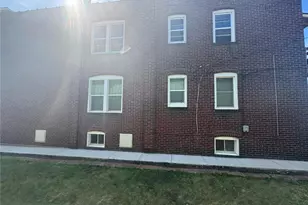 919 S Boyle Ave, Saint Louis, MO 63110 - Photo 2