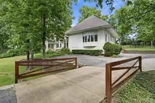 2480 Town and Country Ln, Town and Country, MO 63131 - Photo 86