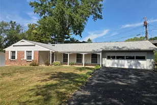 1145 Mackinac Dr, Creve Coeur, MO 63146 - Photo 26
