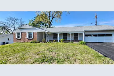 1145 Mackinac Drive, Creve Coeur, MO 63146 - Photo 24