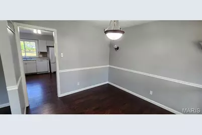 1145 Mackinac Drive, Creve Coeur, MO 63146 - Photo 6