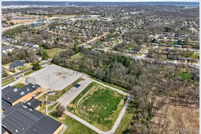 1400 Flora Del Drive, Fenton, MO 63026 - Photo 8