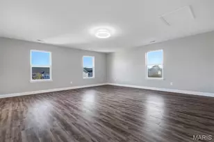 572 Misty Mountain Dr, O'Fallon, MO 63368 - Photo 24