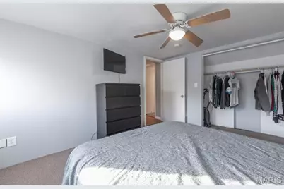 8708 S Grand Avenue, Saint Louis, MO 63125 - Photo 30