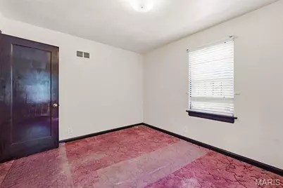 819 Portland Terrace, Saint Louis, MO 63147 - Photo 20