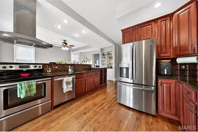 2315 Russell Boulevard, Saint Louis, MO 63104 - Photo 10