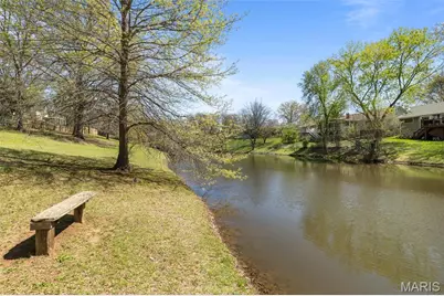 210 Vistaoak Court, Ballwin, MO 63021 - Photo 10