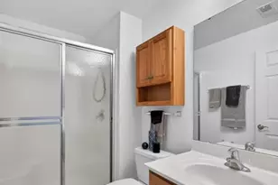 305 Newport Dr, Saint Peters, MO 63376 - Photo 42