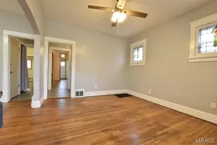 6650 Odell St, Saint Louis, MO 63139 - Photo 4