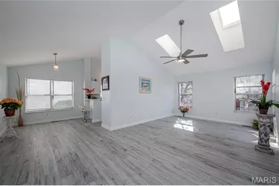 337 Misty Valley Drive, Saint Peters, MO 63376 - Photo 6