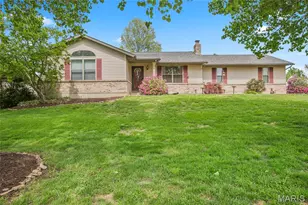 4 Arlington Oaks Dr, Cedar Hill, MO 63016 - Photo 2