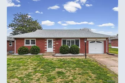 8542 Craighill Drive, Saint Louis, MO 63123 - Photo 1