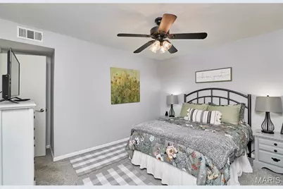 4392 Chateau De Ville Drive #F, Unincorporated, MO 63129 - Photo 36