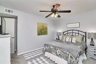4392 Chateau De Ville Dr, Unincorporated, MO 63129 - Photo 36