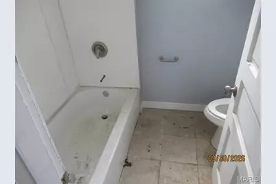 5530 Partridge Avenue, Saint Louis, MO 63120 - Photo 10