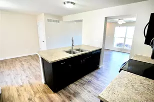 320 Countryshire Dr, Lake Saint Louis, MO 63367 - Photo 8