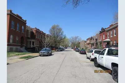 4439 Oakland Avenue, Saint Louis, MO 63110 - Photo 2