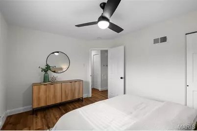 4512 Burncoate Drive, Oakville, MO 63129 - Photo 14