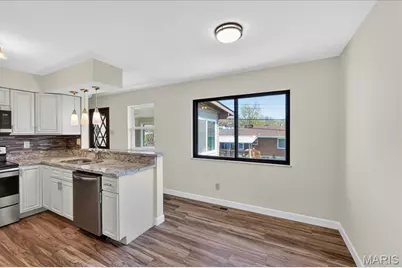 4353 Debra Kay Lane, Saint Louis, MO 63123 - Photo 10