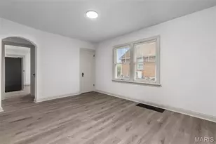 2483 Hartland Ave, Saint Louis, MO 63114 - Photo 18