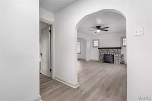 2483 Hartland Ave, Saint Louis, MO 63114 - Photo 8