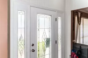 5425 Tesson Parc Ct, Saint Louis, MO 63128 - Photo 2