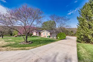 3549 Possum Ridge Dr, Imperial, MO 63052 - Photo 2