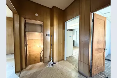 5819 Helen Avenue, Jennings, MO 63136 - Photo 8