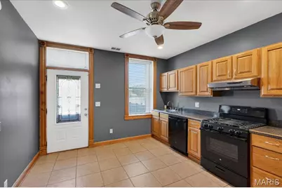 8215 Pennsylvania Avenue, Saint Louis, MO 63111 - Photo 32