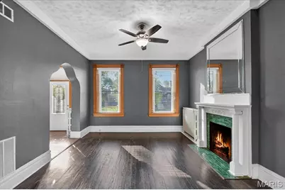 8215 Pennsylvania Avenue, Saint Louis, MO 63111 - Photo 16