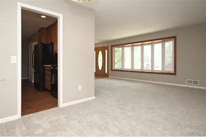 4961 Brookton Way, Saint Louis, MO 63128 - Photo 4