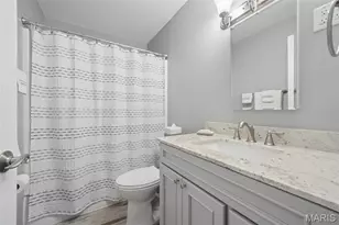 16 Conway Cove Dr, Chesterfield, MO 63017 - Photo 16