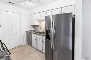 11212 Gravois Rd, Sappington, MO 63126 - Photo 10