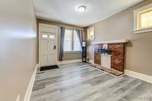 4273 Oleatha Ave, Saint Louis, MO 63116 - Photo 6