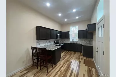 3706 Iowa Avenue, Saint Louis, MO 63118 - Photo 2