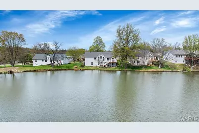 3193 Moss Pointe Drive, Saint Charles, MO 63303 - Photo 4