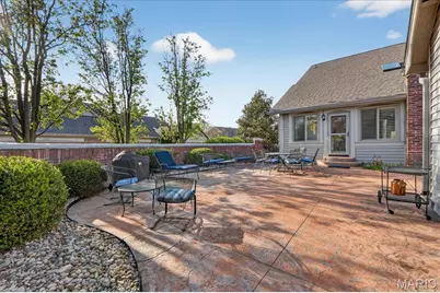 14318 Valley Meadow Court E, Chesterfield, MO 63017 - Photo 54