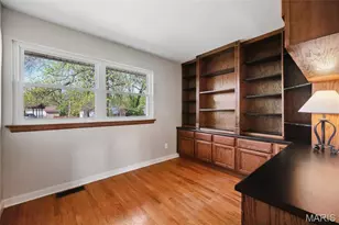 715 Gonzaga Ln, Florissant, MO 63031 - Photo 10