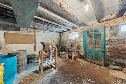 205 E 8th Street, Hermann, MO 65041 - Photo 44