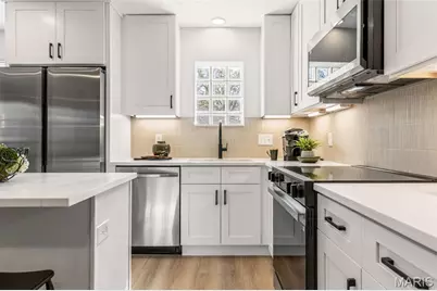 8034 Appleton Drive, University City, MO 63130 - Photo 8