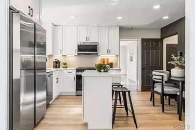 8034 Appleton Drive, University City, MO 63130 - Photo 6