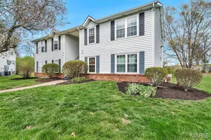 154 Old Buggy Ct, Saint Charles, MO 63304 - Photo 2