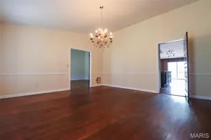 10 Kings Pond Rd, Glendale, MO 63122 - Photo 8