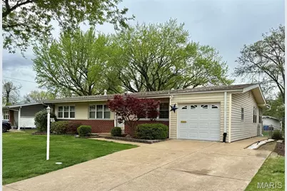 1330 Spring Valley Drive, Florissant, MO 63033 - Photo 1