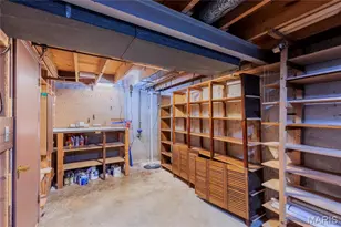 2402 Wesglen Estates Dr, Maryland Heights, MO 63043 - Photo 30