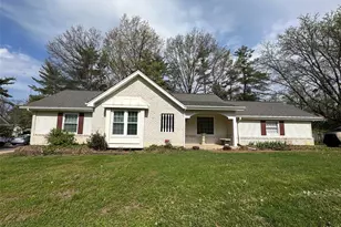 503 Briarwyck Dr, Ballwin, MO 63011 - Photo 2