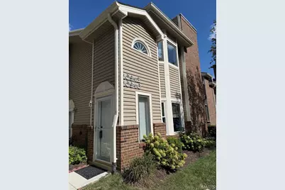 10942 Vauxhall Drive, Creve Coeur, MO 63146 - Photo 1